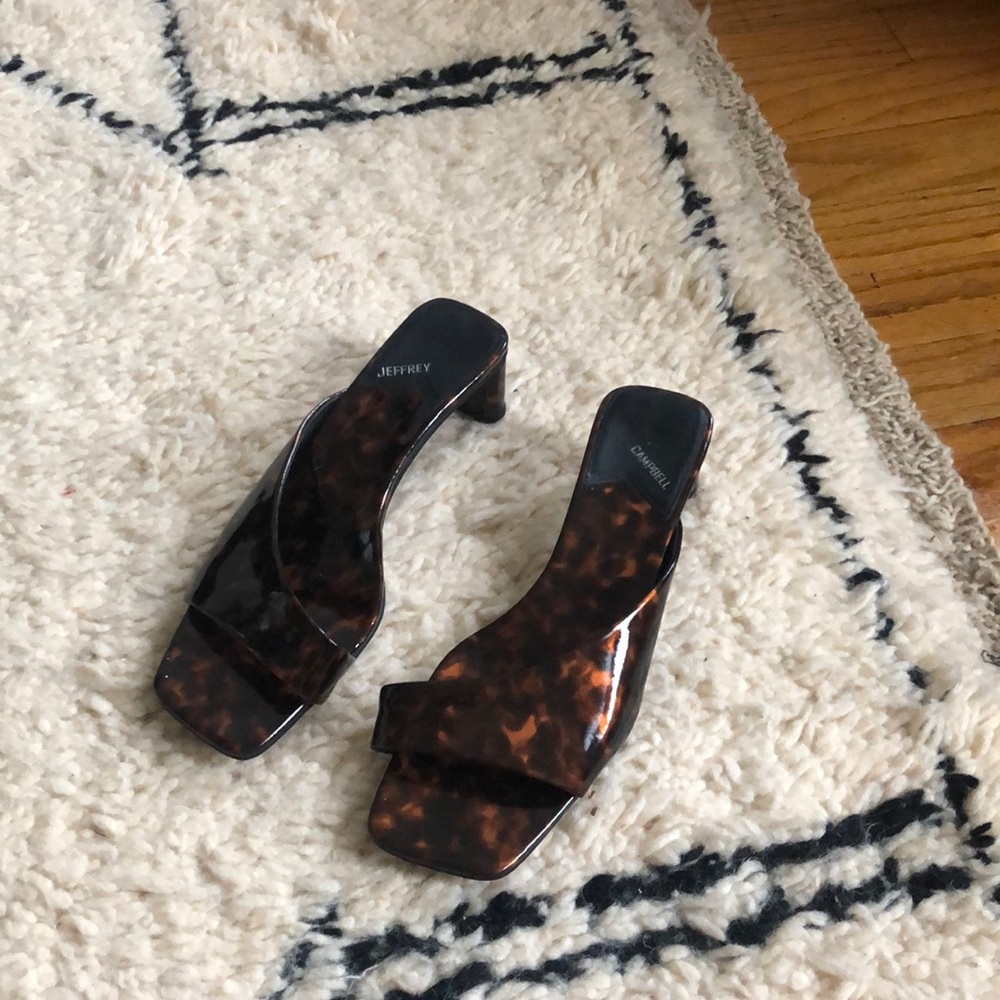 Jeffrey Campbell barely worn tortoise sandals!